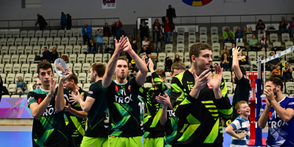 Praha vykradena. Kocouři šokovali Lvy výhrou 3:2 na jejich palubovce