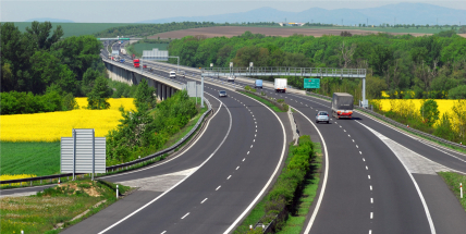 Roční dálniční známku koupíte do konce února výhodněji