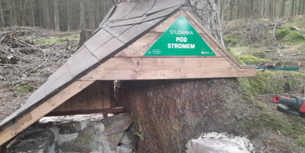 Vojenské lesy upravily v Brdech čtyři prameny na kryté studánky, na další se chystají v příštím roce
