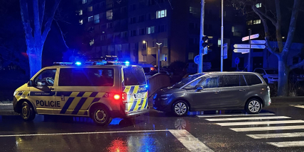 Na Rynečku srazilo auto dítě na přechodu