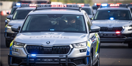 Policie se zabývá téměř 90 případy schvalování nebo výhrůžek napodobením střelby
