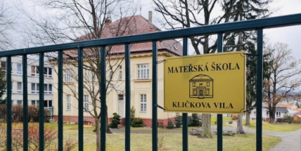 Výši poplatku za školku, družinu či klub bude nově určovat zřizovatel