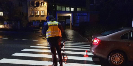 V Milínské ulici v Příbrami měl řidič auta srazit nezletilého chlapce, policisté hledají svědky