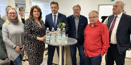 Ve Hvožďanech dnes byla otevřena 900. pobočka Pošty Partner