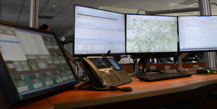 Linka 112 vyřídila za dvě desetiletí přes 60 milionů tísňových hovorů