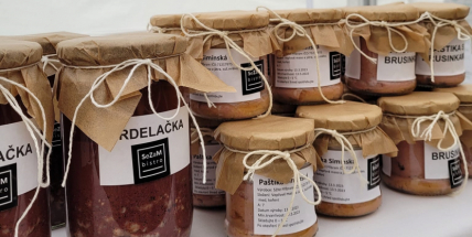 Jitrnice, jelita, tlačenka i prdelačka. Dnes jsou na Nováku vepřové hody