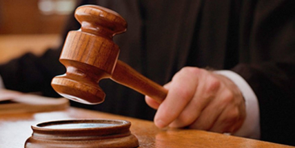 Za nehodu ve Slaném, při které zemřelo dítě, potvrdil ÚS řidičovi podmínku