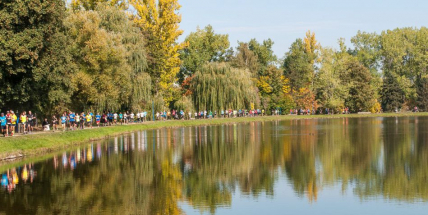 Hezké počasí přilákalo na Běh města Příbram stovky běžců