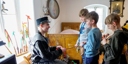 Velikonoční akce na Příbramsku: Pletení pomlázek, pečení jidášů i řemeslné trhy
