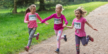 Benefiční běh pro Adru bude letos na Nováku, opět podpoří činnost dobrovolníků
