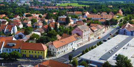 Obce u Prahy trápí velký počet nepřihlášených lidí, přicházejí tak o peníze
