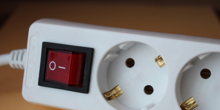 ČEZ v létě zlevní elektřinu a plyn zákazníkům bez závazku