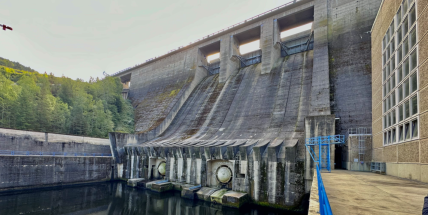 Vodní elektrárna Orlík po jarních opravách najíždí zpět do plného provozu