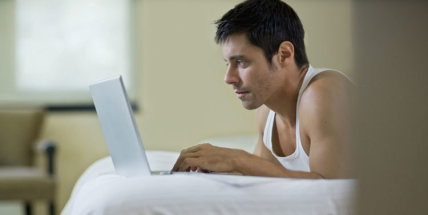 Se sledováním pornografie má v ČR zkušenost téměř 79 procent lidí, více muži