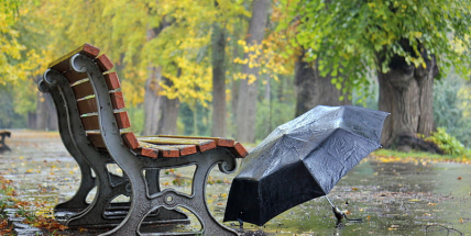 O víkendu bude pršet, déšť může být i trvalý