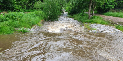 Hasiči ve středních Čechách vyjížděli k 24 případům, které souvisely s počasím