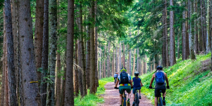 Středočeský kraj chce v srpnu spustit dotace na infrastrukturu pro cyklisty