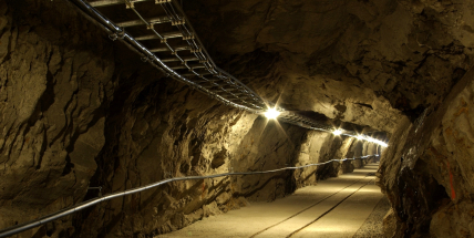 Podzemní laboratoř ČVUT umožňuje testování robotů, cílem je propojení s praxí