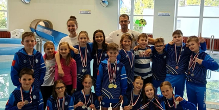 Šéftrenéra příbramských plavců potěšily výsledky mladších žáků na MČR