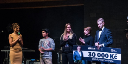 Organizátoři příbramského Galavečera pomohli dětskému domovu v Lazci