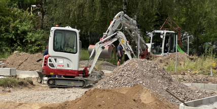 Nové dopravní hřiště v Příbrami bude sloužit všem. První děti se po něm projedou na podzim