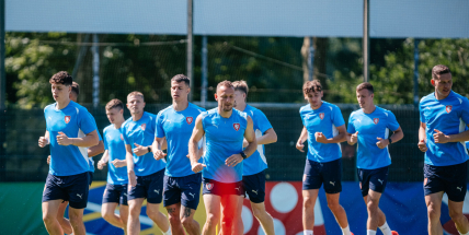 Fotbalisty čeká rozhodující duel o postup, fandit můžete na Nováku