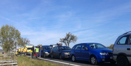 Hromadná nehoda u Vrančic komplikuje cestu na Písek