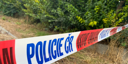 V Příbrami byly dnes evakuované všechny ZŠ i několik středních škol. „Cílem výhrůžek je znejistit společnost a vnést do ní strach a nervozitu,“ míní Rakušan