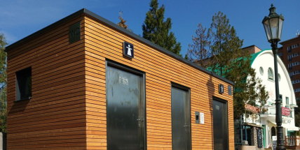 Toalety na Dvořákově nábřeží jsou již v provozu