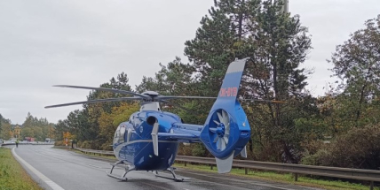 Páteční bilance na D4: Pomáhajícího spolujezdce z havarované Toyoty srazila další řidička