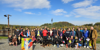 Běžci zahájili Festival svobody v Památníku Vojna