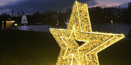 Světla na Nováku navštívilo už 3500 návštěvníků, přesto najdou své kritiky