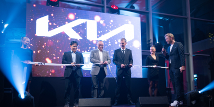 Na slavnostním otevření nového autosalonu Kia v Příbrami vystoupila před rokem také medailistka Gabriela Soukalová