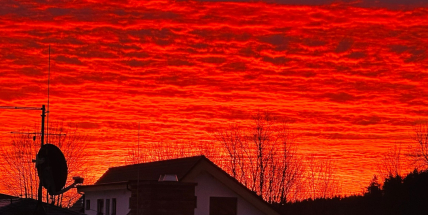 Rudá záře nad Pacifikem aneb dnešní ráno v Příbrami