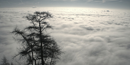 Inverzní počasí v Česku přetrvá, od čtvrtka se začne oteplovat