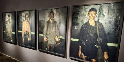 Fotograf Václav Jirásek provede svojí výstavou v příbramské galerii