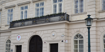 Příbram se modře rozzáří na podporu Mezinárodního dne Angelmanova syndromu