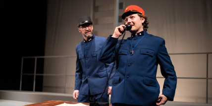 Ostře sledované vlaky: Příbramské divadlo uvede první premiéru letošní sezony