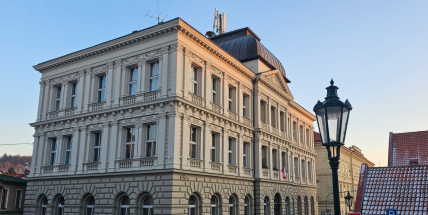 Sledujte s námi dnešní jednání zastupitelstva online. Klíčové rozhodnutí pro ČOV a výkup pozemků v Orlově