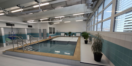 Nemocnice slavnostně otevřela zrekonstruovaný bazén, pacienti se sem vrátí za týden