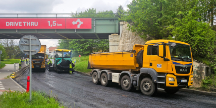 Rychlejší oprava Březnické ulice pomůže zmírnit dopravní problémy s uzavírkou mostu v Husově ulici