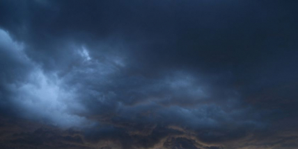 Vítr způsobil zatím stovky škod v řádu milionů korun