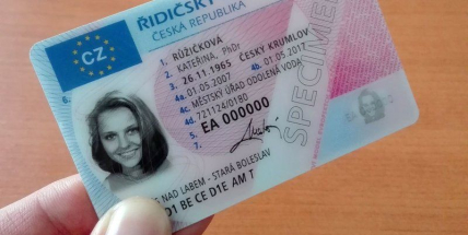 Nový řidičák? Už nemusíte na úřad, stačí otevřít box