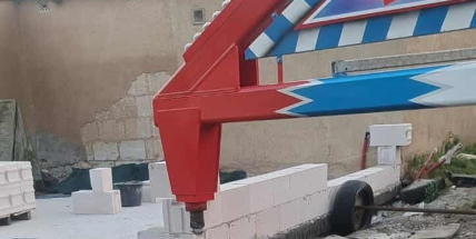 Policie šetří částečné zborcení kyvadlové atrakce na pouti