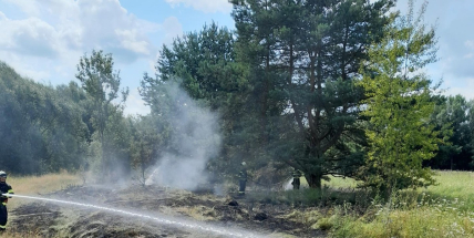 Hasiči vyjížděli k požáru travního porostu