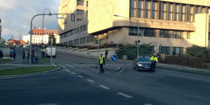 Náměstí bude uzavřeno minimálně do 22 hodin (VIDEO)