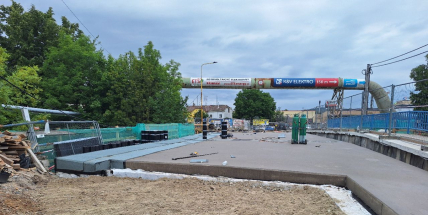 Oprava mostu v Příbrami pokračuje podle plánu. Příští měsíc má být hotovo
