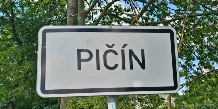 V Pičíně mizí cedule, obec zvažuje výrobu replik