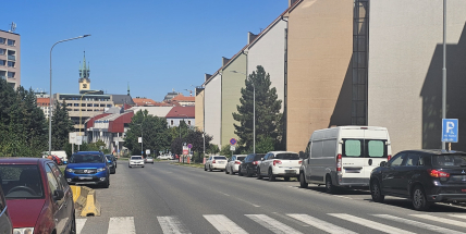 Moje místo? Ne tak docela. Když veřejný prostor supluje dvorek