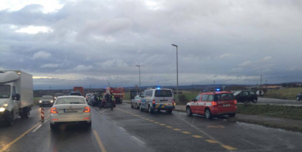 Dopravu na Prahu komplikuje hromadná nehoda